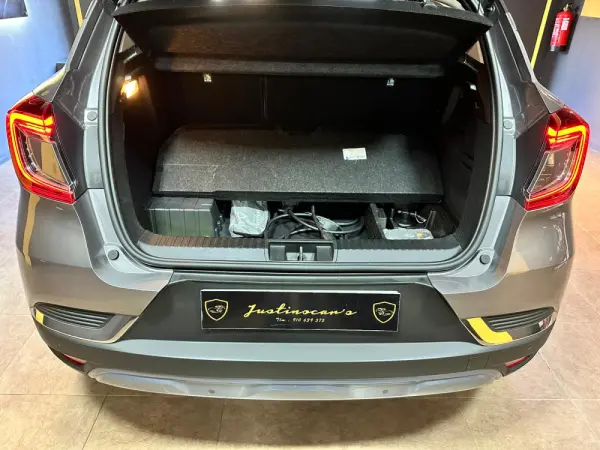 Renault Captur 1.6 E-Tech Plug-In Initiale Paris 14