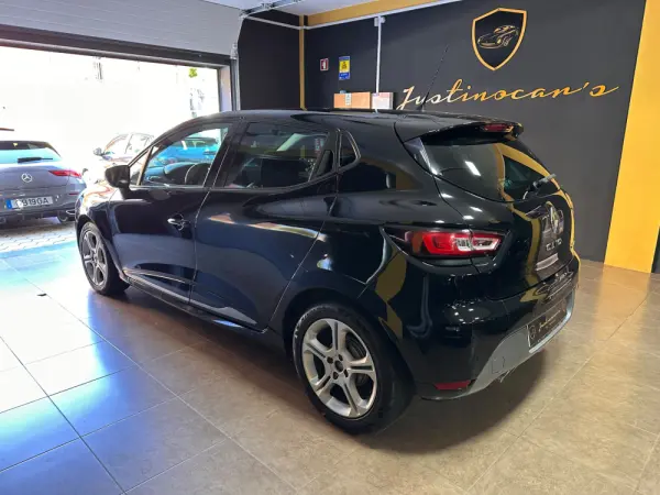 Renault Clio 1.5 dCi GT Line 8
