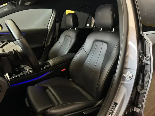 Mercedes-Benz A 180 d Style Plus Aut. 26