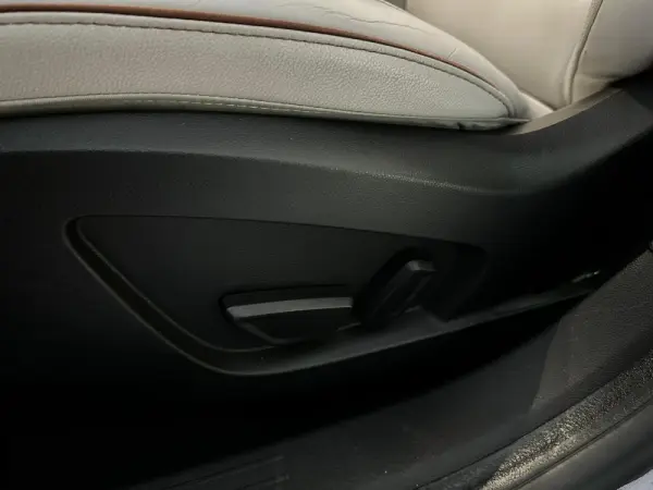 Renault Captur 1.6 E-Tech Plug-In Initiale Paris 22