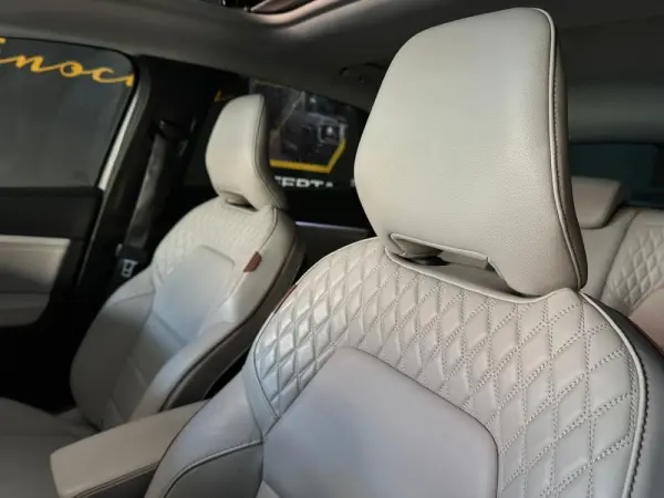 Renault Captur 1.6 E-Tech Plug-In Initiale Paris 24