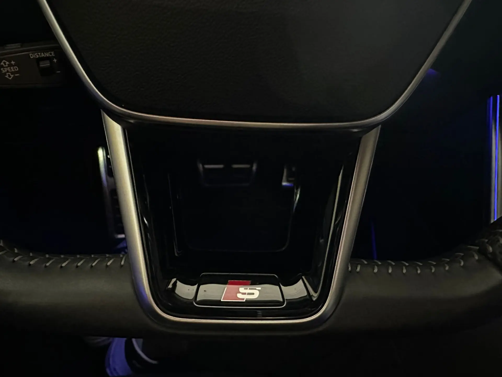 Audi A6 Avant Sport 40 TDI quattro S line HUD Matrix Black Edition 22