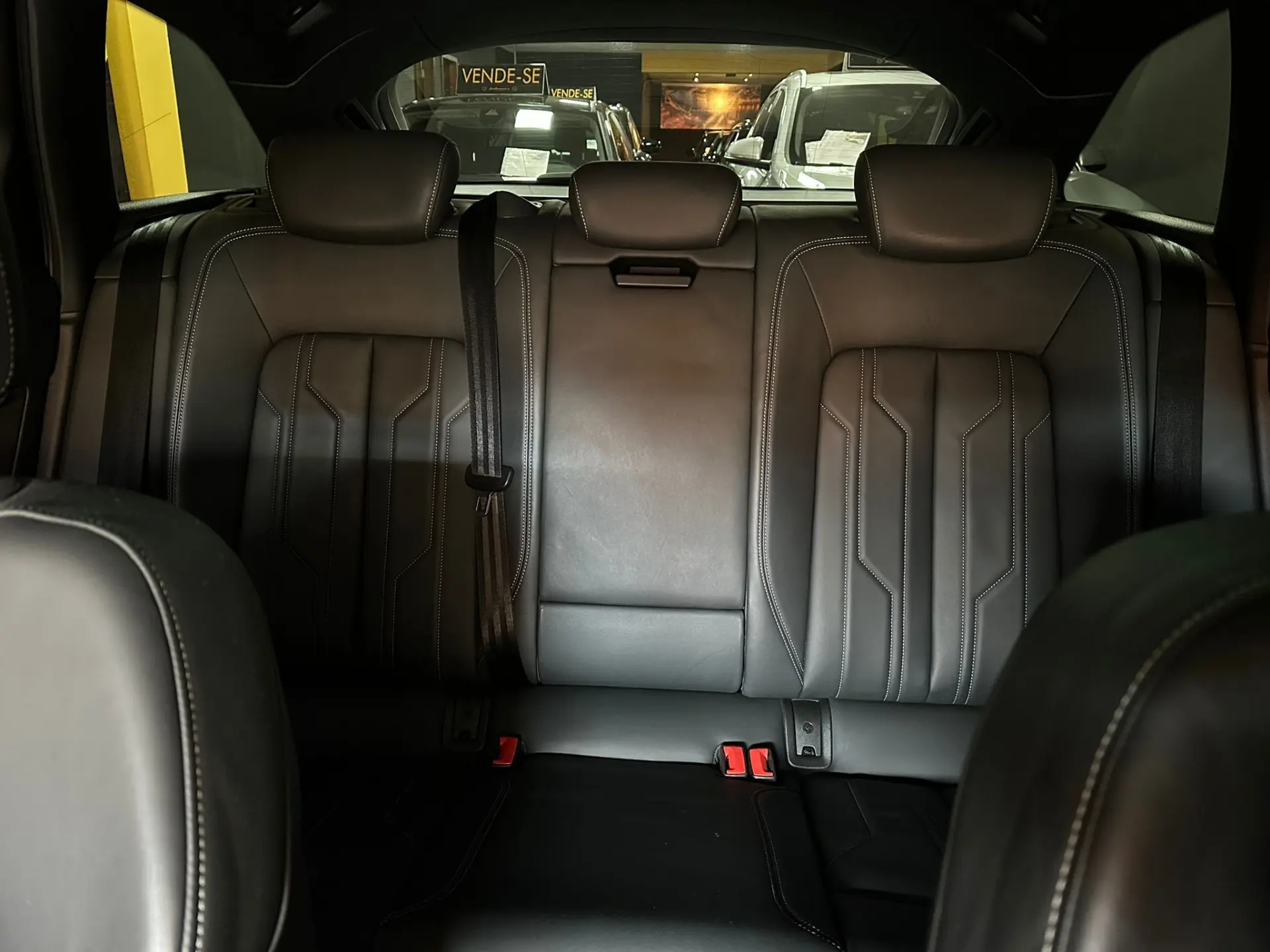 Audi A6 Avant Sport 40 TDI quattro S line HUD Matrix Black Edition 34