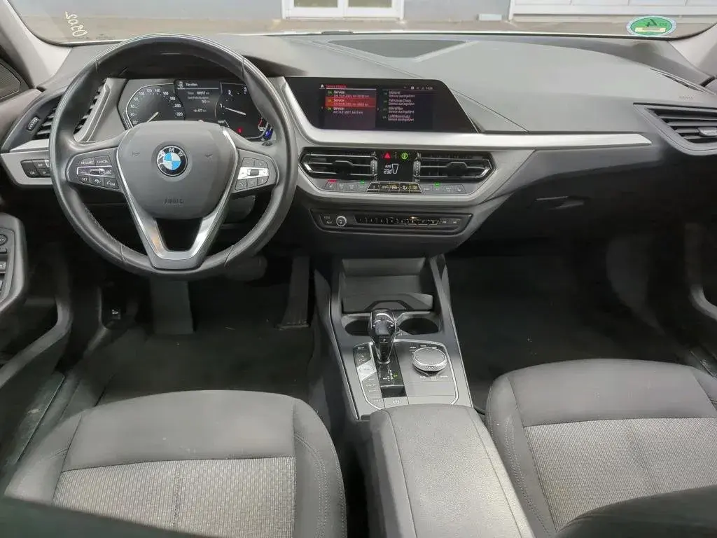 BMW 116 d Aut. Advantage 3