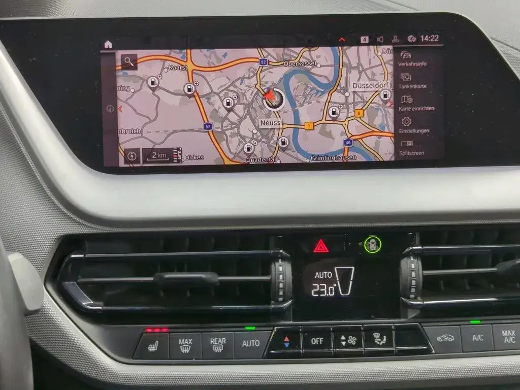 BMW 116 d Aut. Advantage 6