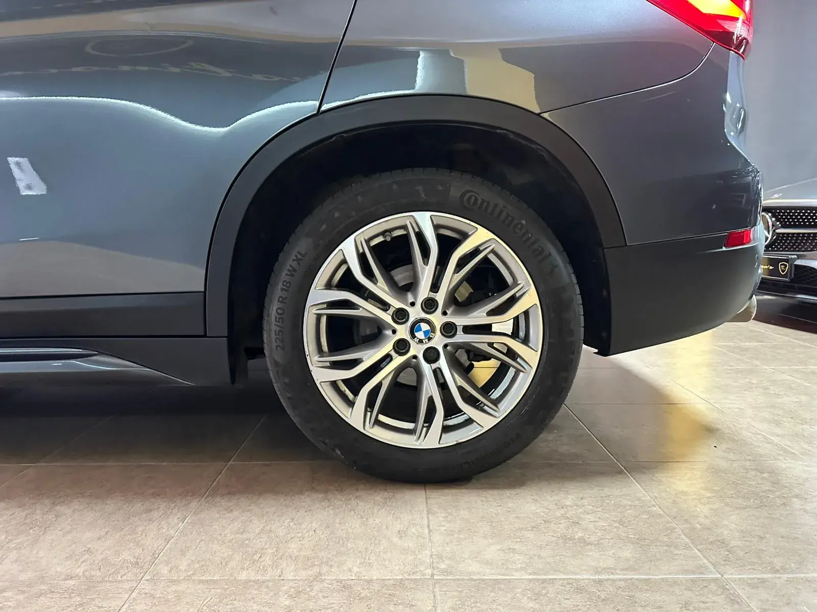 BMW X1 16 d sDrive xLine Auto 11