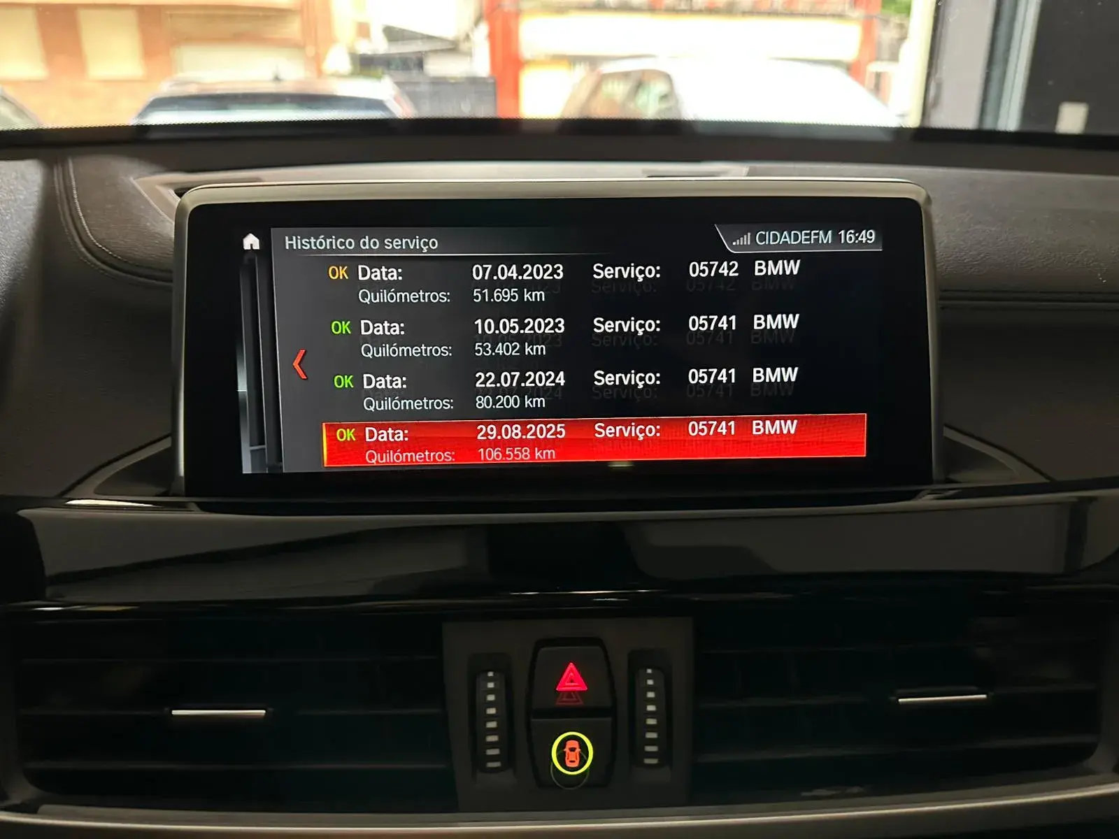 BMW X1 16 d sDrive xLine Auto 28