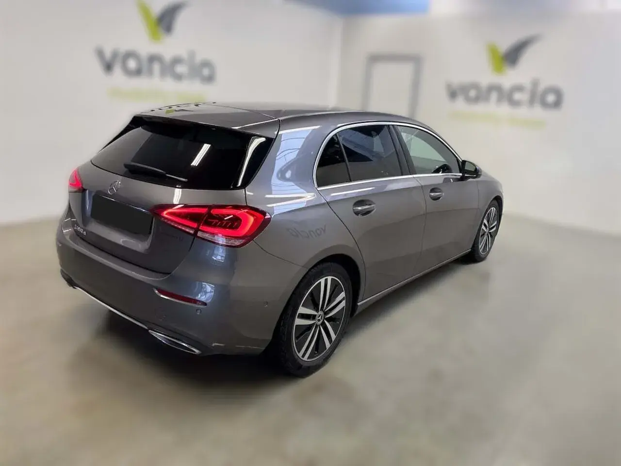 Mercedes-Benz A 180 d Style Plus Aut. 2