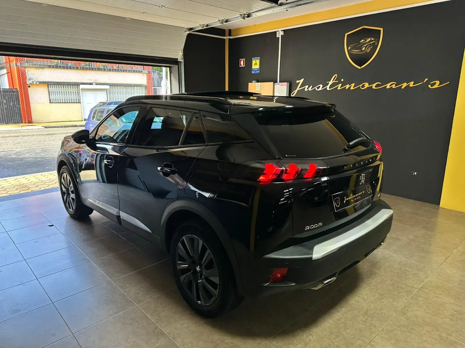 Peugeot 2008 1.2 PureTech GT Pack EAT8 7