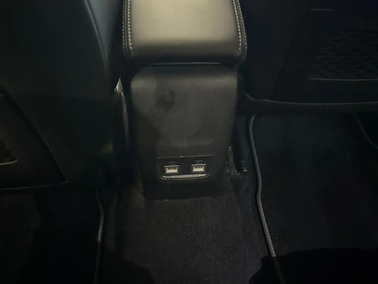 Peugeot 2008 1.2 PureTech GT Pack EAT8 32