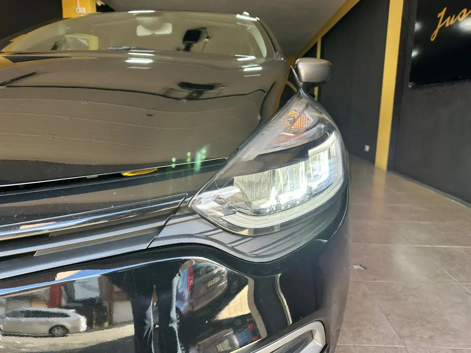 Renault Clio Sport Tourer 1.5 dCi GT Line 4