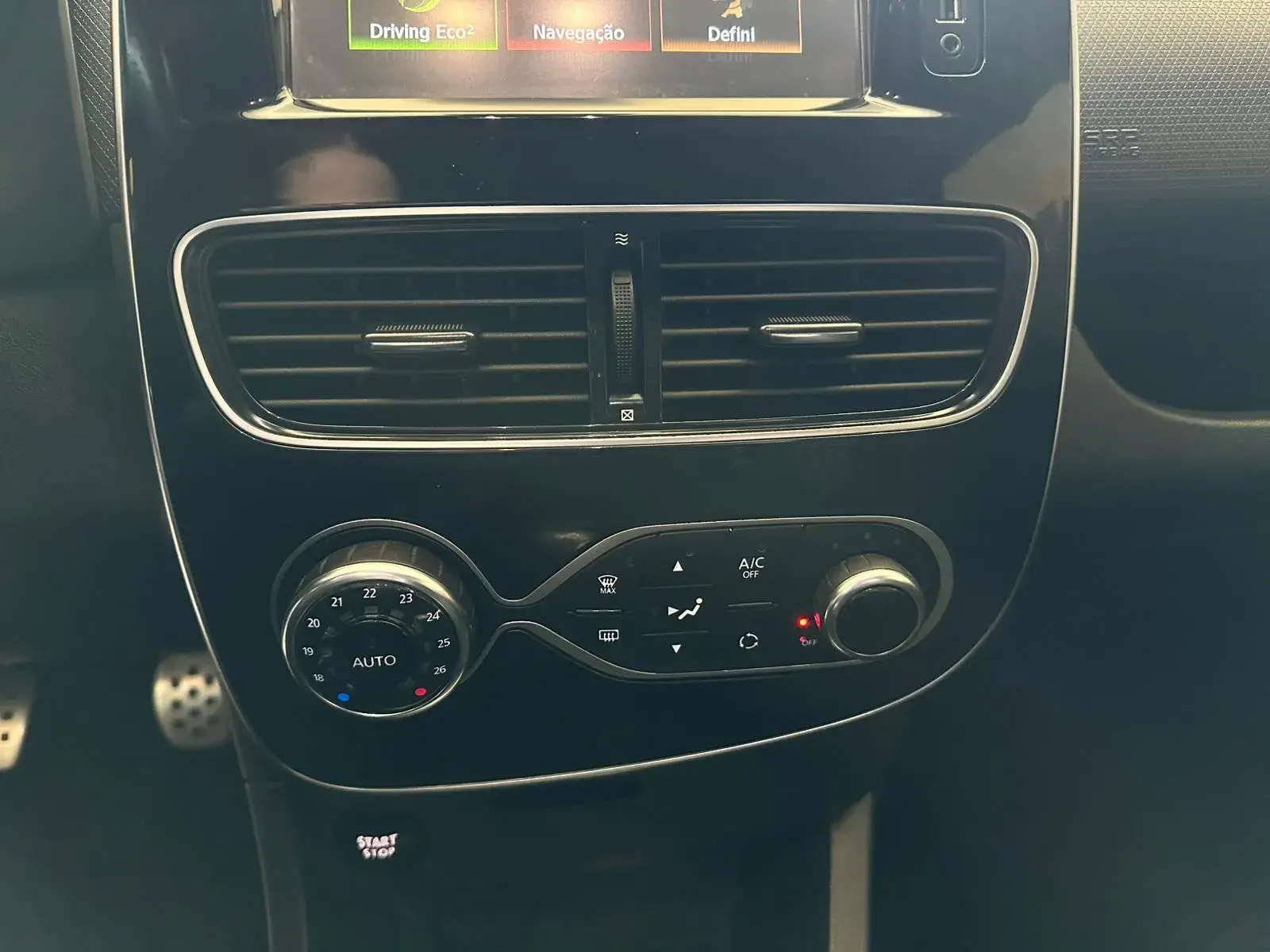 Renault Clio Sport Tourer 1.5 dCi GT Line 22