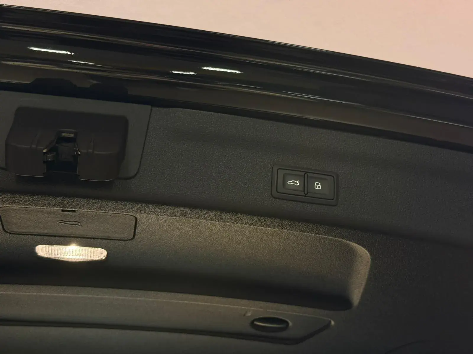 Audi A6 Avant Sport 40 TDI quattro S line HUD Matrix Black Edition 12