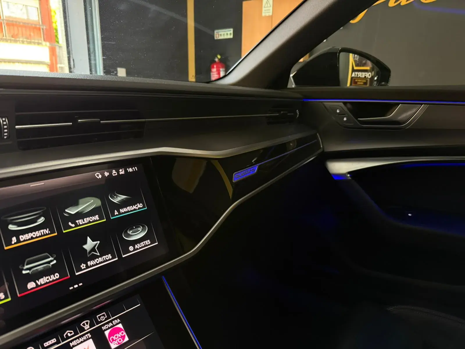 Audi A6 Avant Sport 40 TDI quattro S line HUD Matrix Black Edition 30