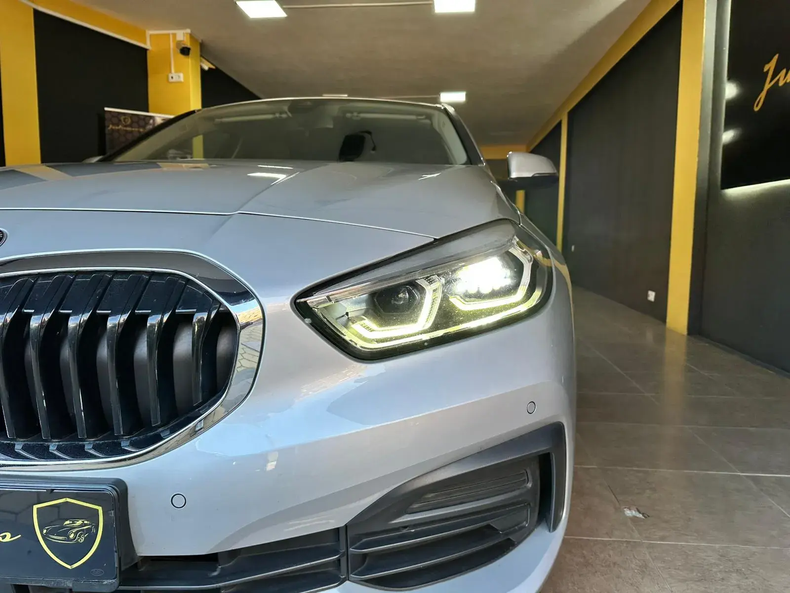 BMW 116 d Aut. Advantage 5