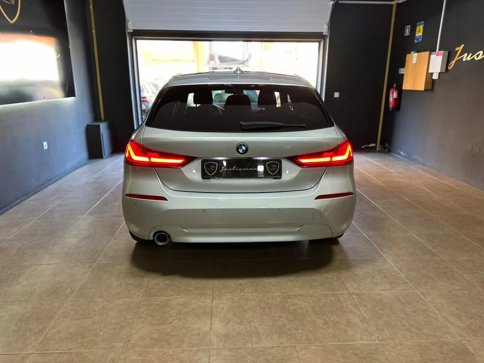 BMW 116 d Aut. Advantage 7