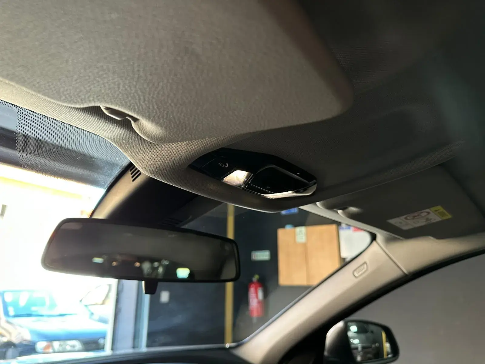 BMW 116 d Aut. Advantage 13