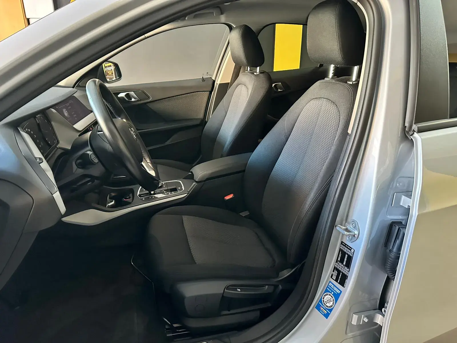 BMW 116 d Aut. Advantage 16