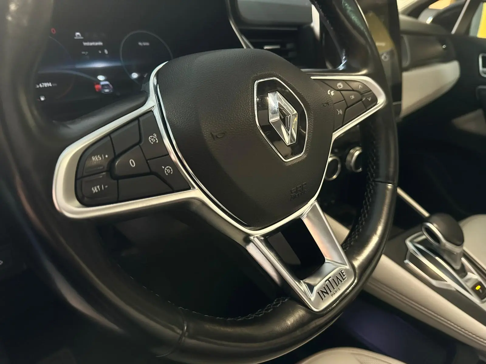 Renault Captur 1.6 E-Tech Plug-In Initiale Paris 21