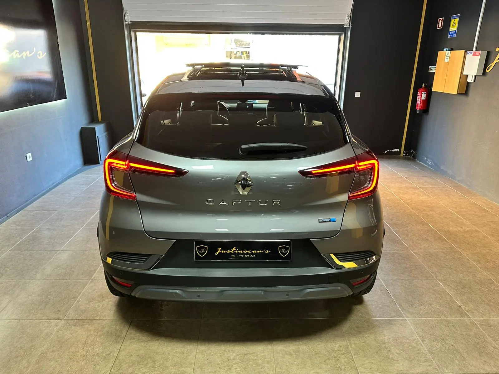Renault Captur 1.6 E-Tech Plug-In Initiale Paris 6