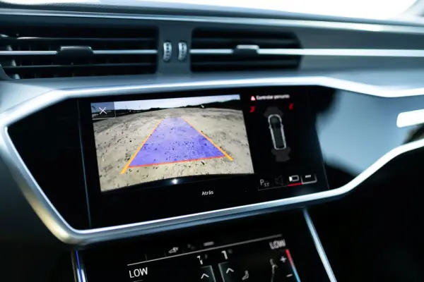 Audi A6 Avant 55 TFSIe quattro S line S tronic 19