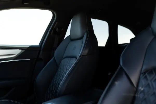 Audi A6 Avant 55 TFSIe quattro S line S tronic 26