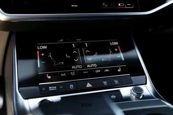 Audi A6 Avant 55 TFSIe quattro S line S tronic 28