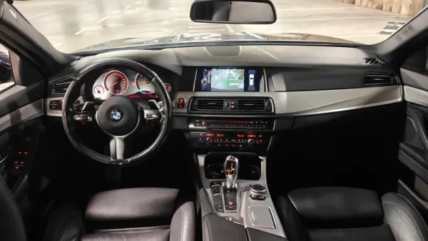 BMW 520 d Pack M Auto 21