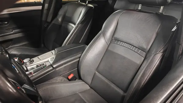 BMW 520 d Pack M Auto 25