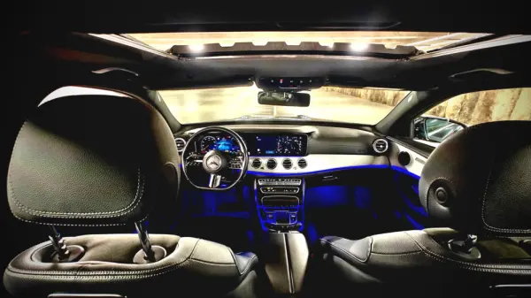 Mercedes-Benz E 300 de 9G-TRONIC AMG Line 25