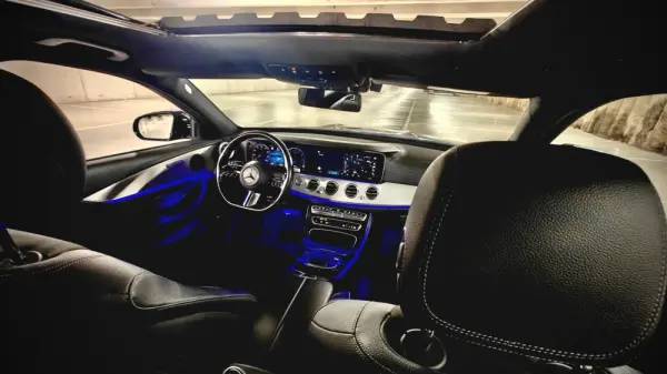 Mercedes-Benz E 300 de 9G-TRONIC AMG Line 27