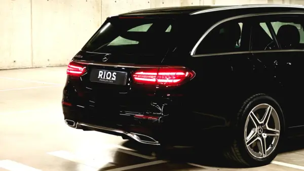 Mercedes-Benz E 300 de 9G-TRONIC AMG Line 35