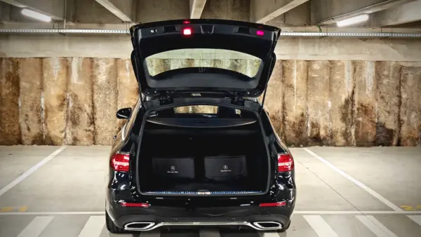 Mercedes-Benz E 300 de 9G-TRONIC AMG Line 52