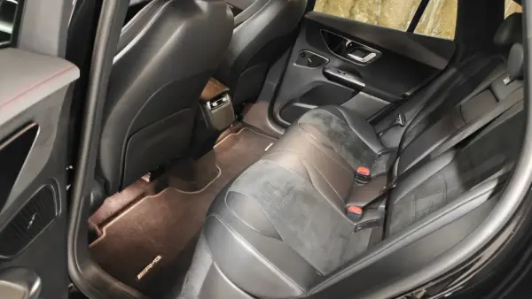 Mercedes-Benz EQE SUV 350+ 19