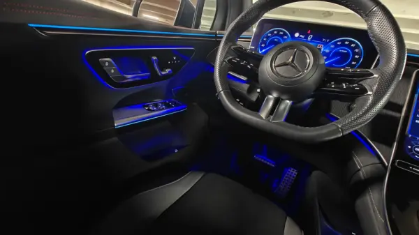 Mercedes-Benz EQE SUV 350+ 21