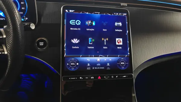 Mercedes-Benz EQE SUV 350+ 29