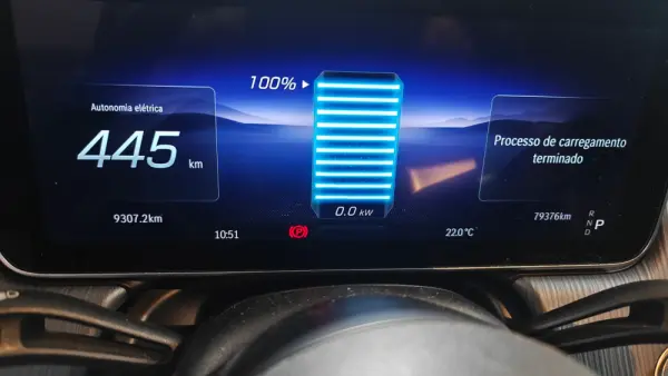 Mercedes-Benz EQE SUV 350+ 32