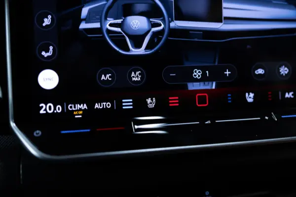 Volkswagen Golf 1.5 TSI e-Hybrid GTE DSG 63