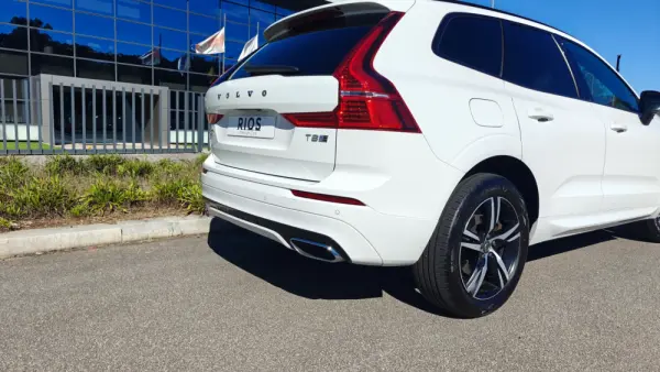 Volvo XC 60 2.0 T8 PHEV R-Design AWD 10