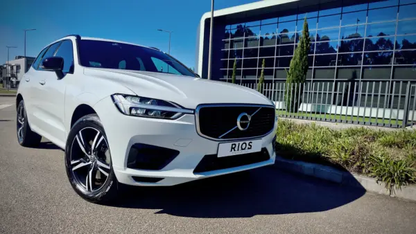 Volvo XC 60 2.0 T8 PHEV R-Design AWD 13