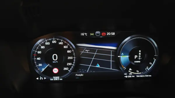 Volvo XC 60 2.0 T8 PHEV R-Design AWD 45