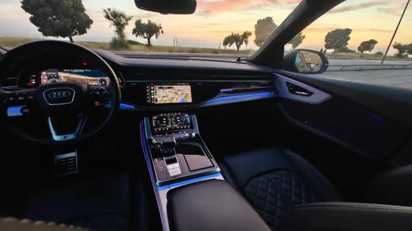 Audi Q8 60 TFSIe quattro S line Tiptronic 27