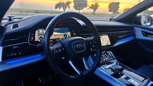 Audi Q8 60 TFSIe quattro S line Tiptronic 31