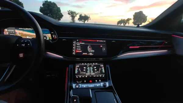 Audi Q8 60 TFSIe quattro S line Tiptronic 35