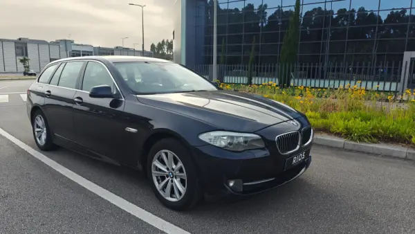 BMW 520 d Pack M Auto 7