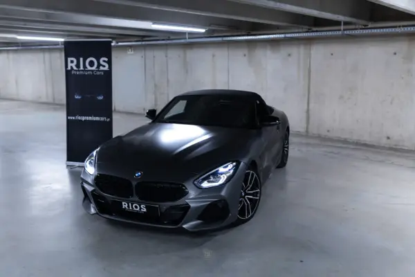 BMW Z4 30 i Pack M 8