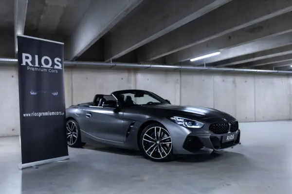 BMW Z4 30 i Pack M 11