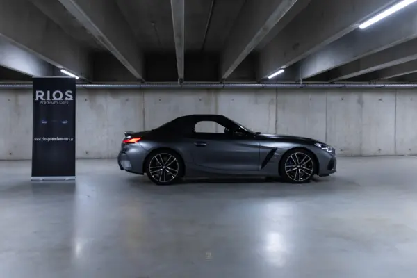 BMW Z4 30 i Pack M 17