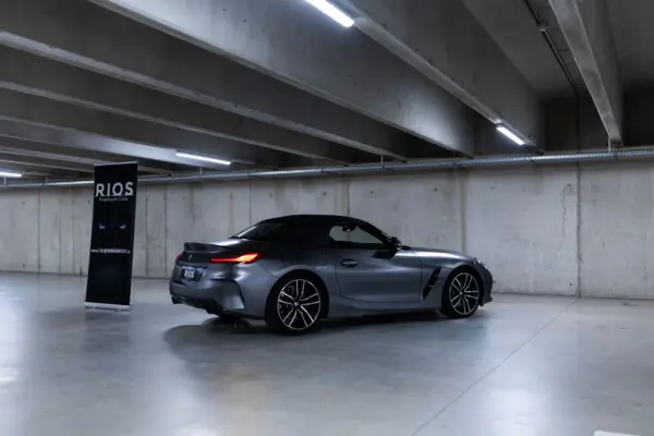 BMW Z4 30 i Pack M 19