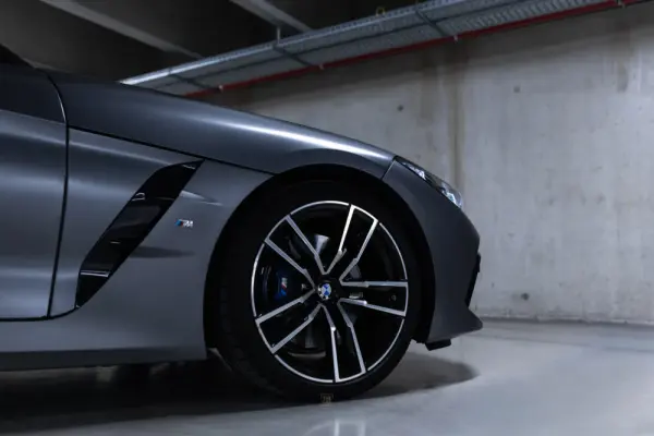 BMW Z4 30 i Pack M 27